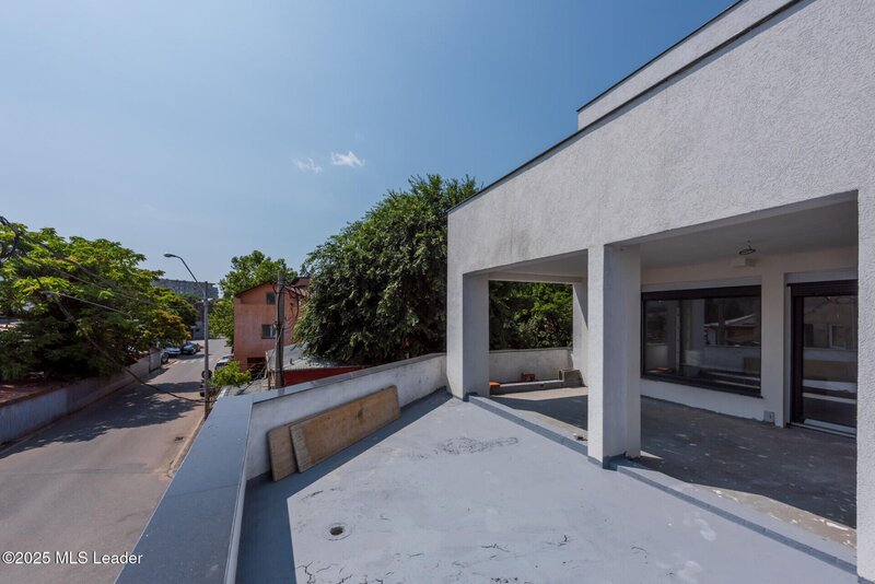 Turda- Ion Mihalache Vanzare cladire noua, investitie,